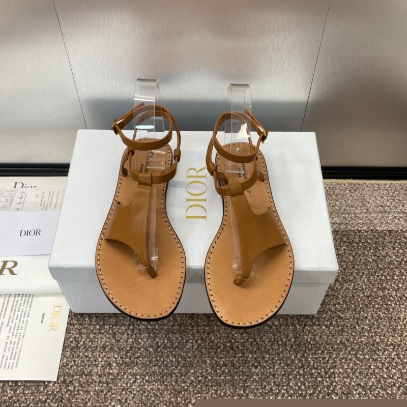 ch**an D*or slippers
